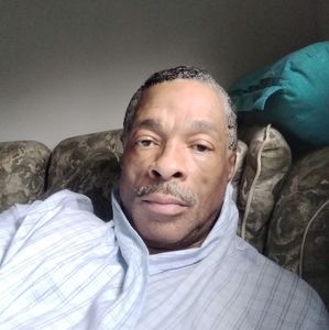 Meet your Posher, Larry